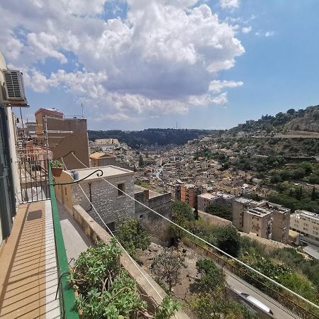 Balcone Barocco. Villa Modica Kültér fotó
