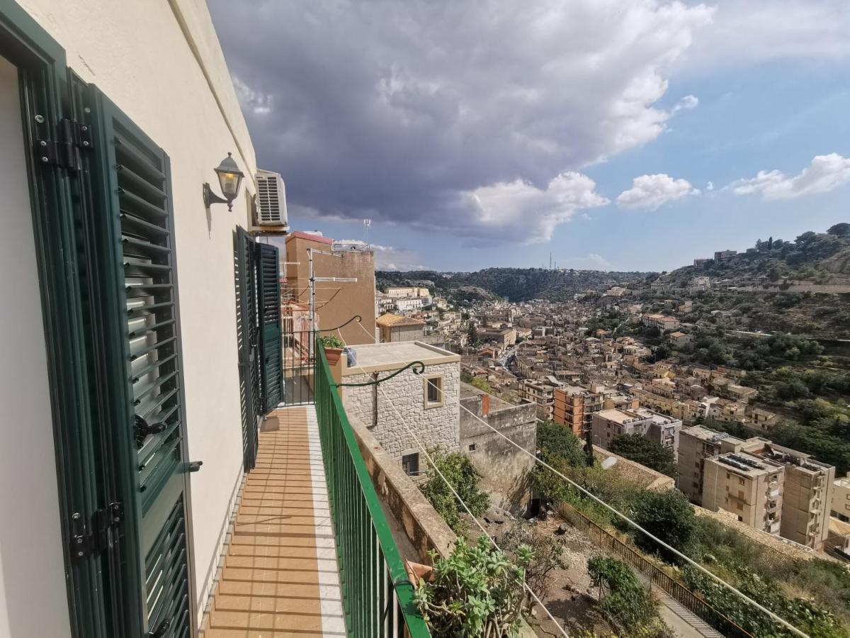 Balcone Barocco. Villa Modica Kültér fotó